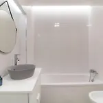 #048 Sunrise Pool & Bright Space Daire